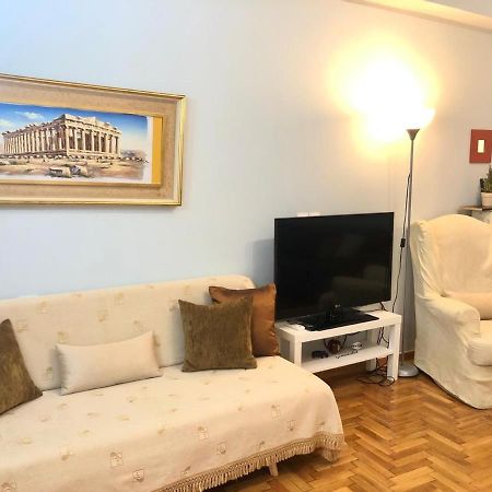 Comfortable Apt , 5 Min Walk To Acropolis Athen Eksteriør billede