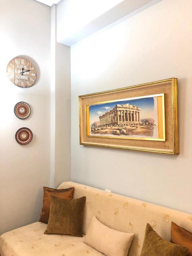 Comfortable Apt , 5 Min Walk To Acropolis Athen Eksteriør billede