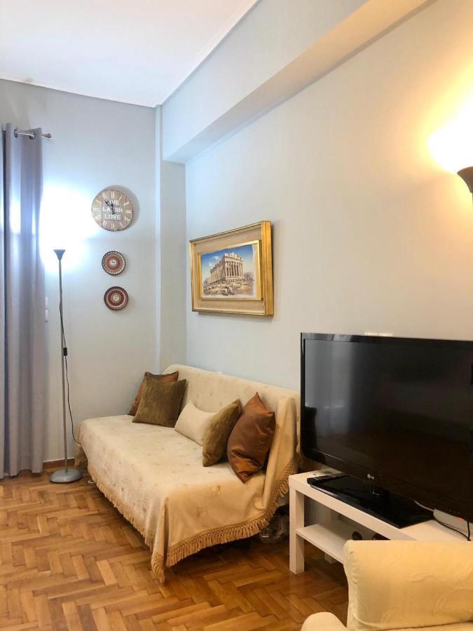 Comfortable Apt , 5 Min Walk To Acropolis Athen Eksteriør billede