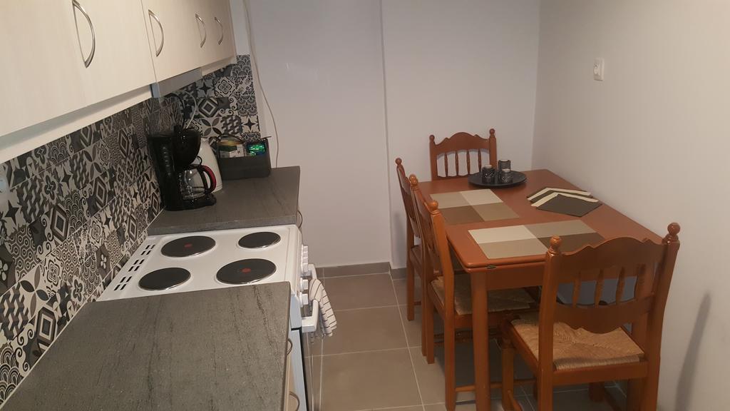 Comfortable Apt , 5 Min Walk To Acropolis Athen Eksteriør billede